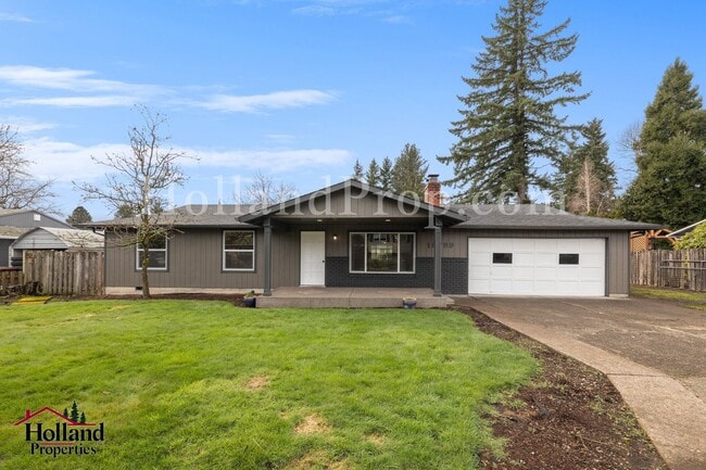 Building Photo - Fully Renovated 4-Bedroom Home with Shop, RV Parking & Expansive Yard – Oregon City