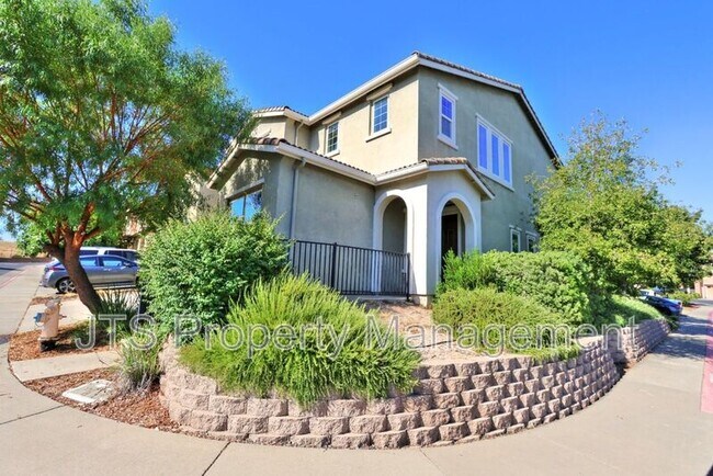 Primary Photo - 1427 Bicker Cir