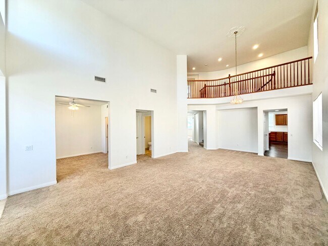 Building Photo - 40053 Montage Ln