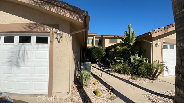 Building Photo - 30186 Yellow Feather Dr