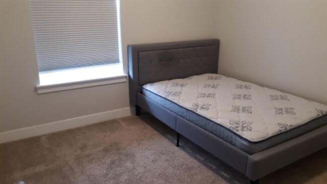 Building Photo - 3896 W 1850 N