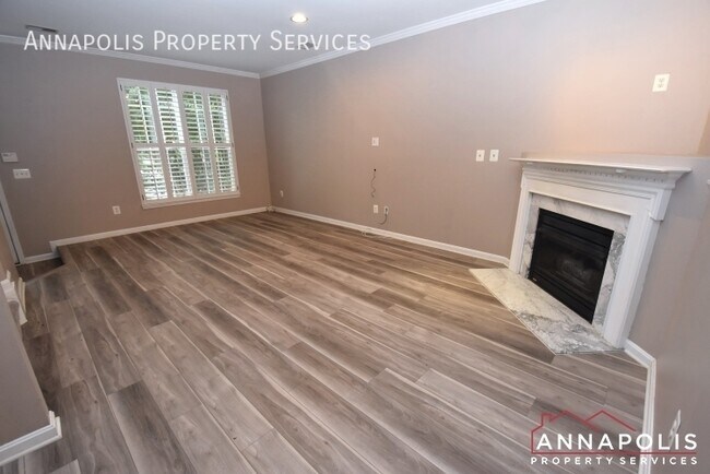 Building Photo - 30 Harbour Heights Dr