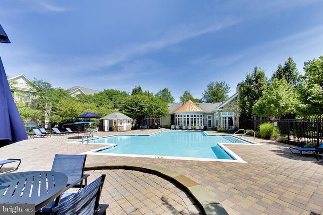Building Photo - 13357 Connor Dr