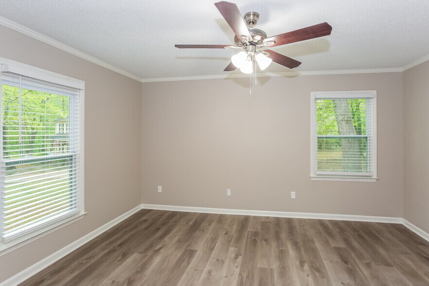 Building Photo - 7007 Golden Spike Dr