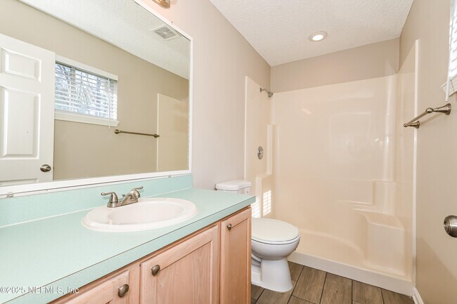 Building Photo - 2975 Brougham