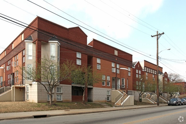 Building Photo - Old Louisville - 1500 S 2nd St