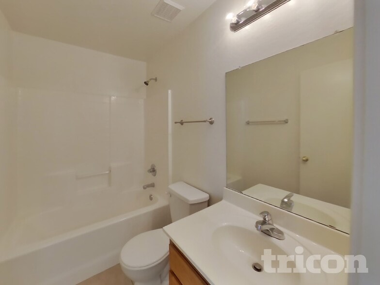 Building Photo - 3194 W Tanner Ranch Rd