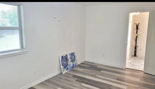 Building Photo - 1617 NW 47th St