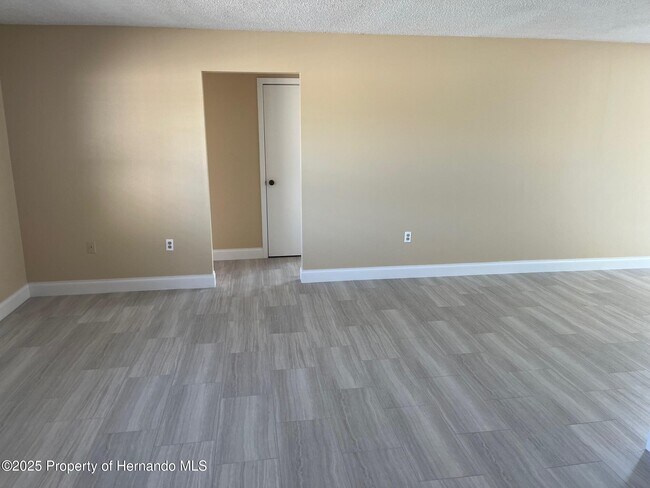 Building Photo - 12474 Drayton Dr