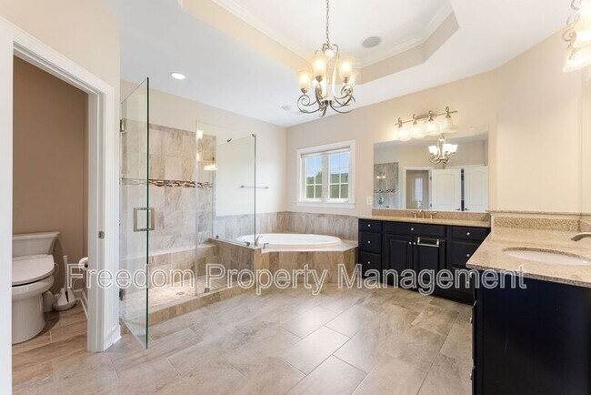 Building Photo - 42524 Rowderbury Square