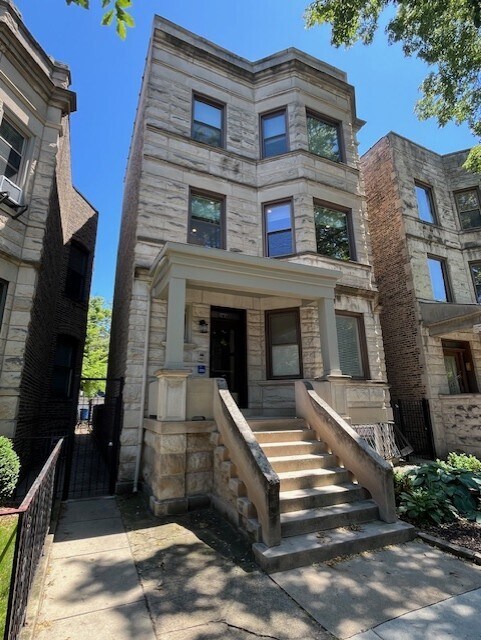 Building Photo - 3737 N Magnolia Ave