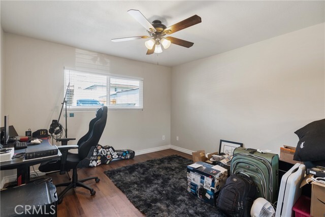 Building Photo - 215 E Navilla Pl