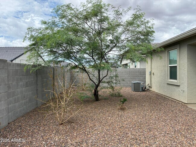 Building Photo - 18357 W Artemisa Ave