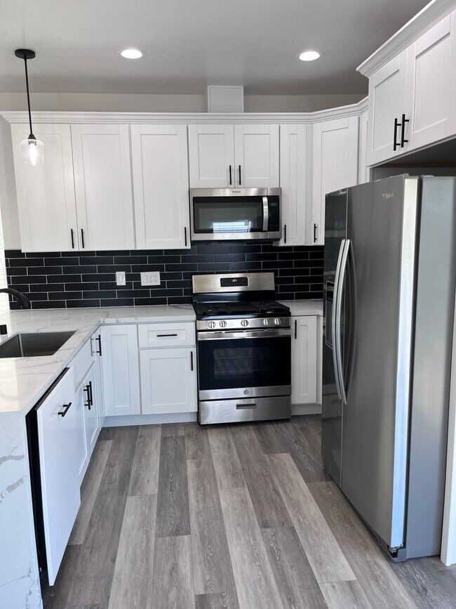 Building Photo - 5215-5217 Catoctin Drive