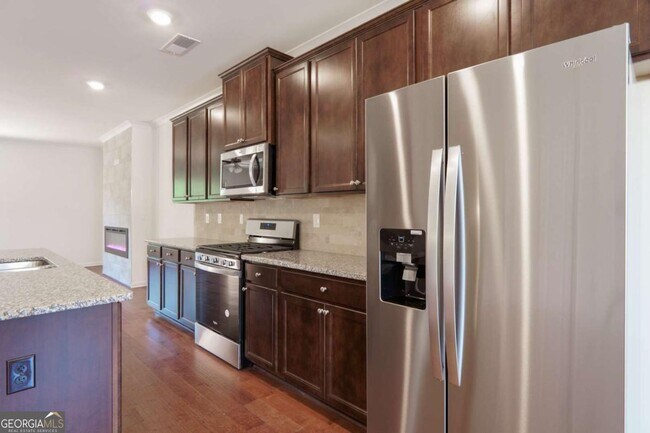 Building Photo - 2187 Foley Pk St