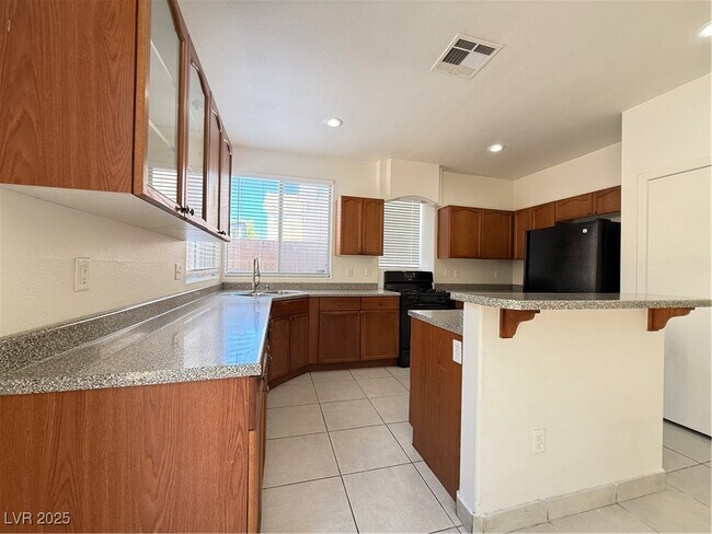 Building Photo - 6839 Scarlet Flax St