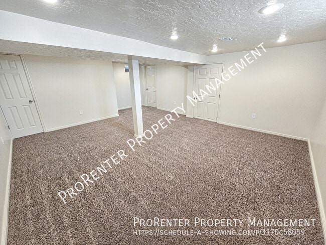 Building Photo - 1162 Collins Blvd