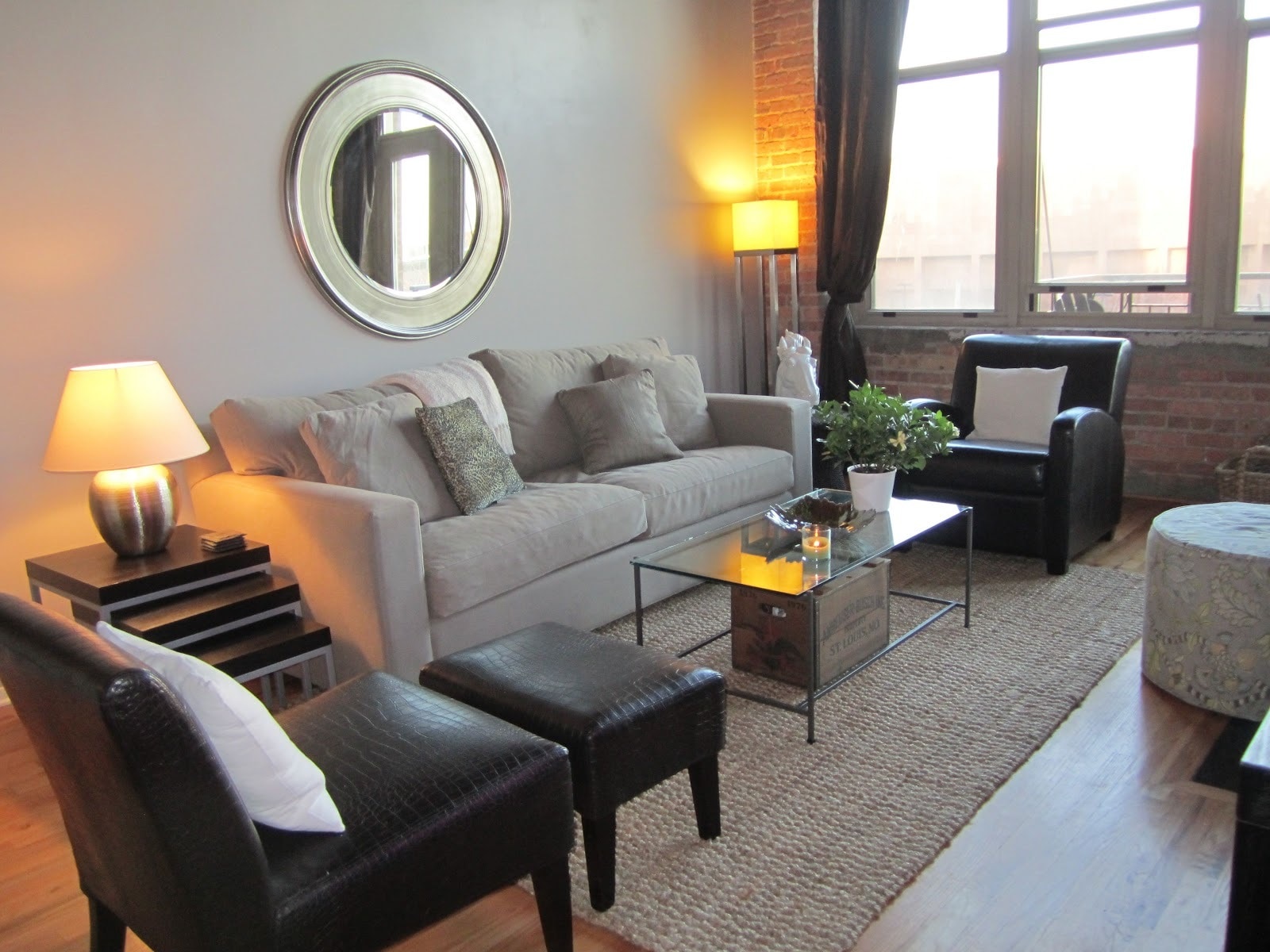 Building Photo - 1500 W Monroe St