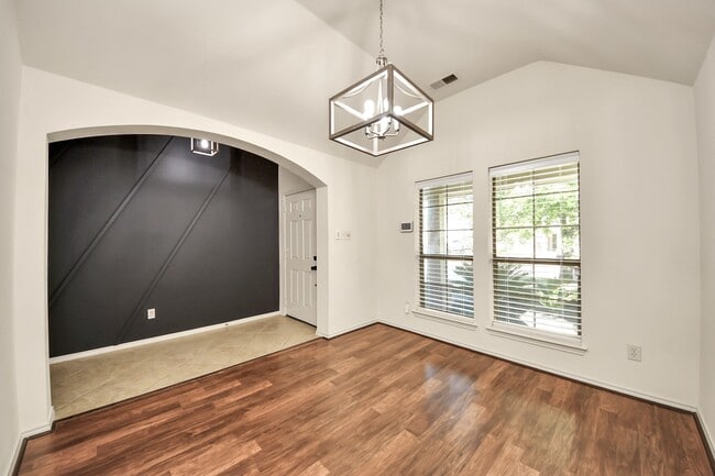 Building Photo - 27427 Channing Springs Dr