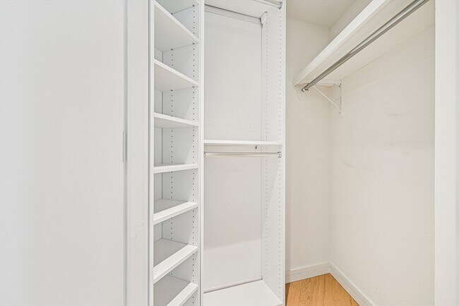 Building Photo - 150 Seaport Blvd