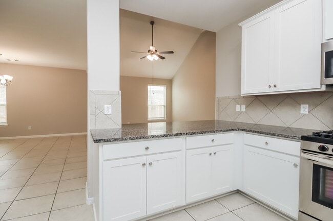 Building Photo - 9207 Penfield Dr