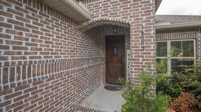 Building Photo - 14053 Anandale Cir