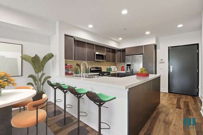 Building Photo - Hudson Lux by Wiseman