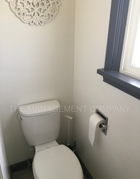 Building Photo - 2327 E 3700 N