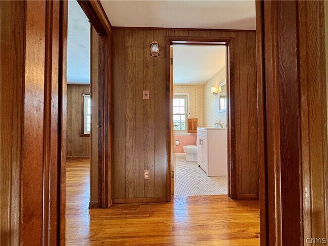 Building Photo - 5291 Abbe Dr