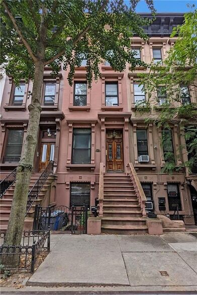 Building Photo - 108 W 130th St