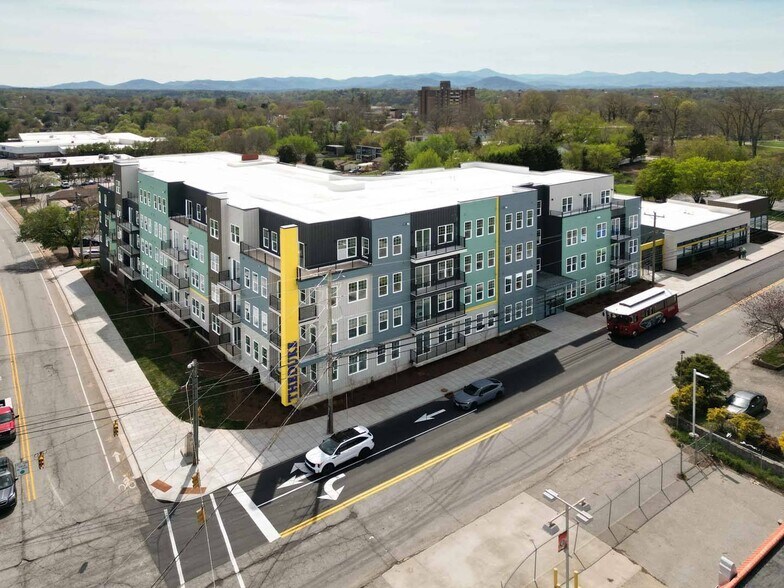 Building Photo - The Duke