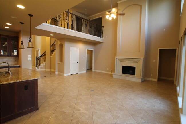 Building Photo - Biscayne Lake Drive, Pearland, TX 77584 - 4 BR 3.5 BA single-family home