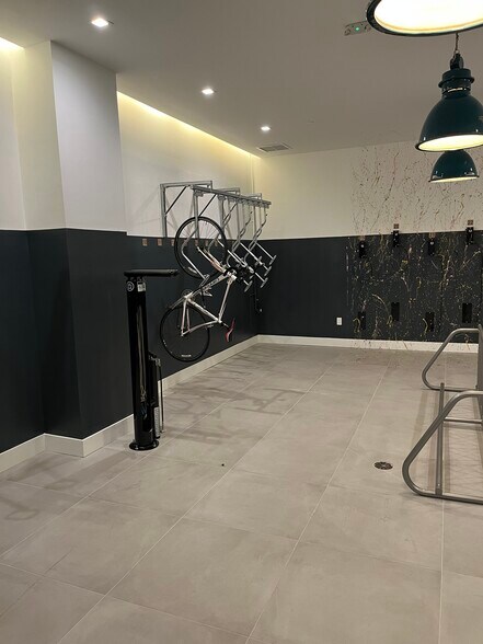 Building Photo - 45 NW 31st St