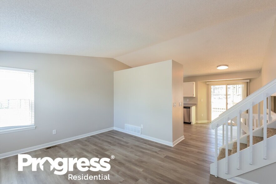 Building Photo - 5763 S Quatar Cir