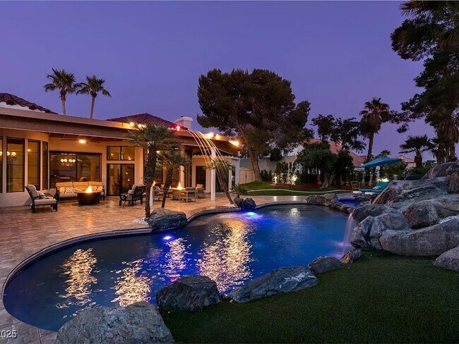 Building Photo - 2101 Diamond Bar Dr