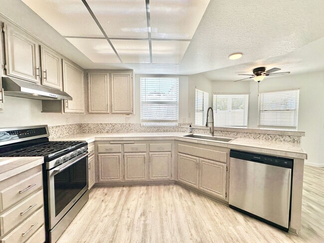 Building Photo - Beautiful & Updated Two-Story on a Quiet Cul-De-Sac, Private Fenced Yard Space, & Just Minutes to...