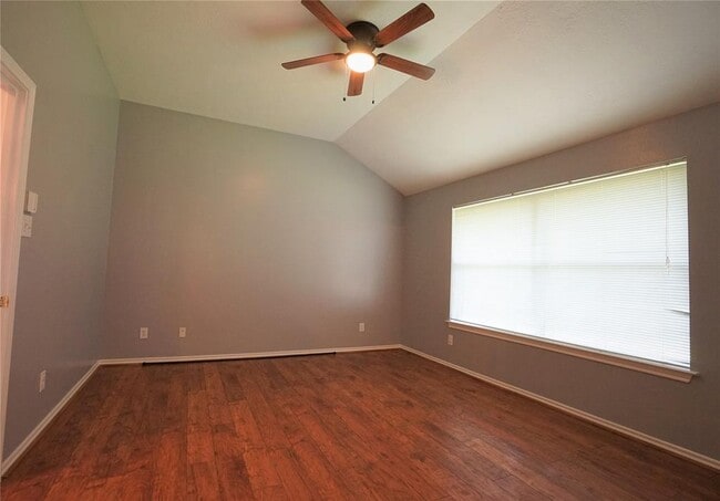Building Photo - 106 S Abram Cir