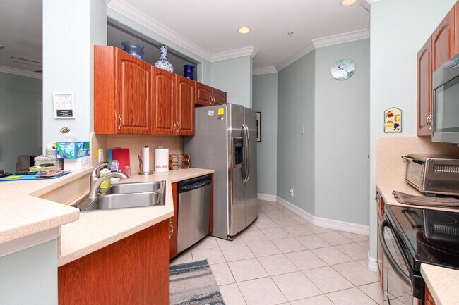 Building Photo - ** 2 PLUS DEN\2 BATH CONDO IN BARBADOS AT ...