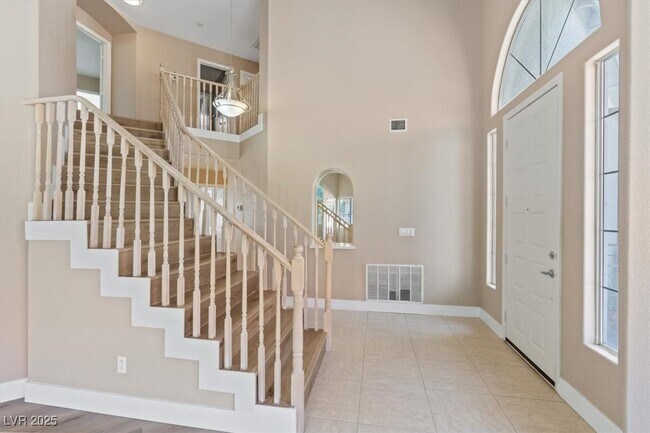 Building Photo - 1817 Tropical Breeze Dr