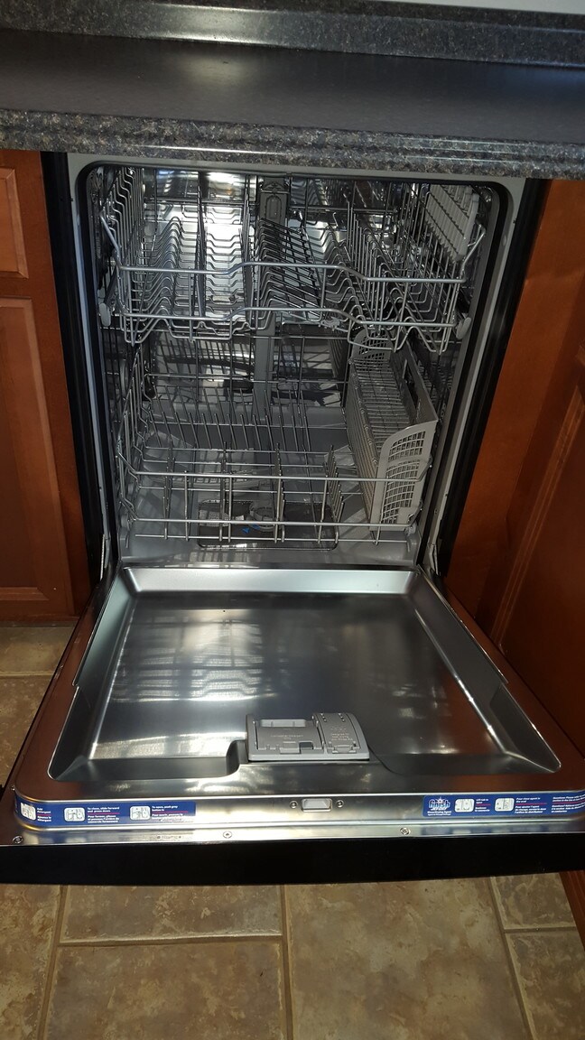 Building Photo - 3000 Golden Rd