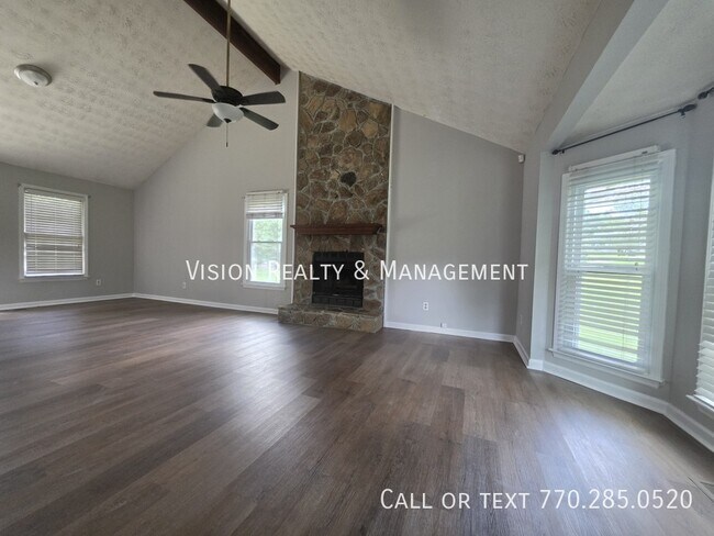 Building Photo - 985 S Lassetter Cir