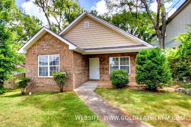 Building Photo - 2116 14th Ave N