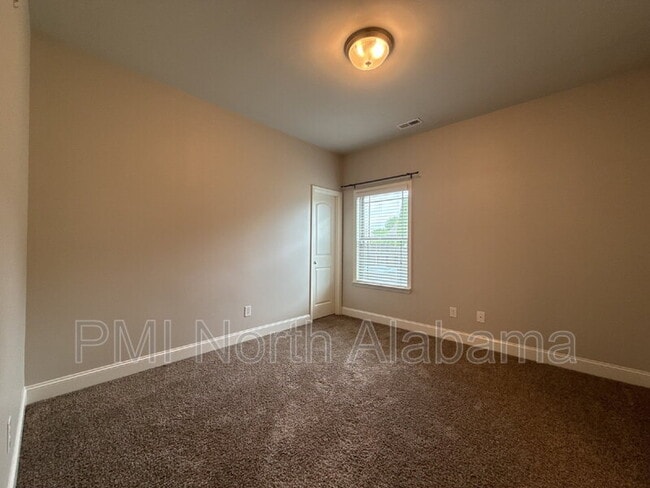 Building Photo - 20 Crimson Cloud SW