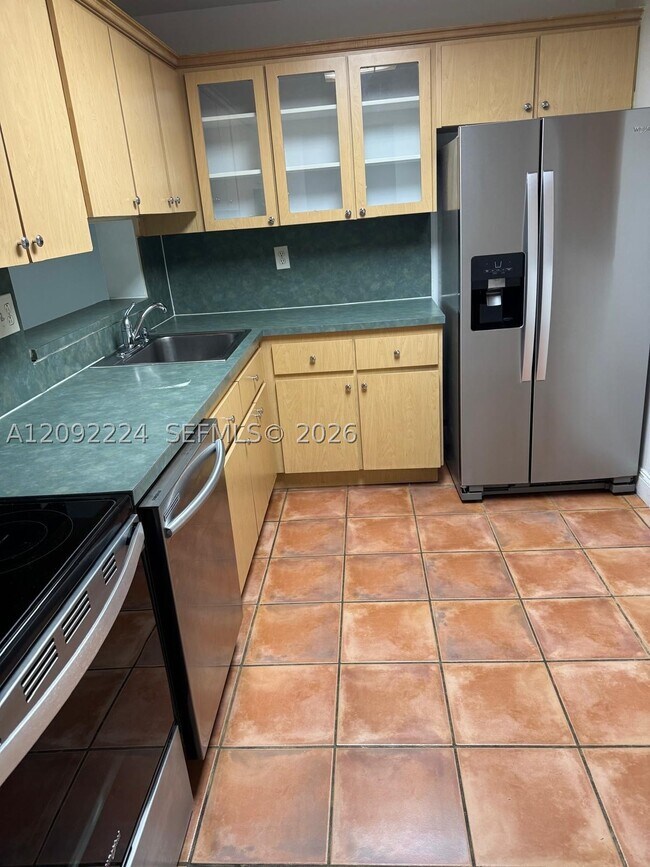 Building Photo - 8700 SW 133rd Ave