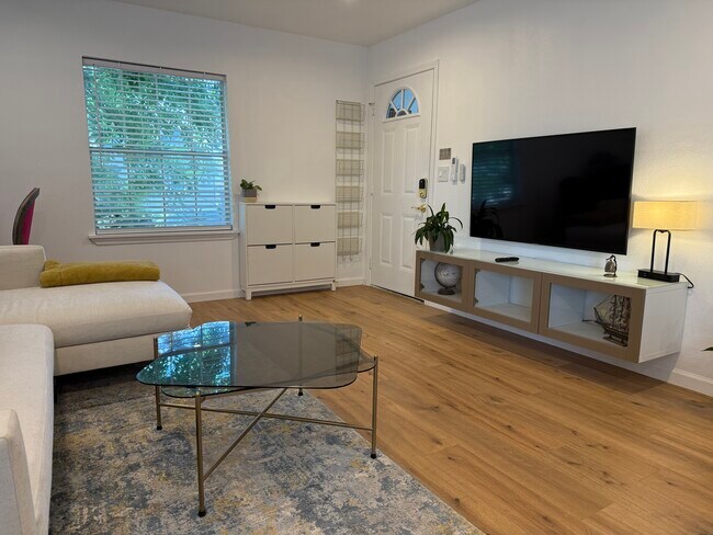 Building Photo - Spring Lawson