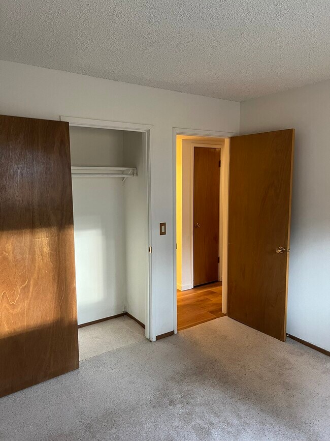 Building Photo - 1506 Murietta Dr