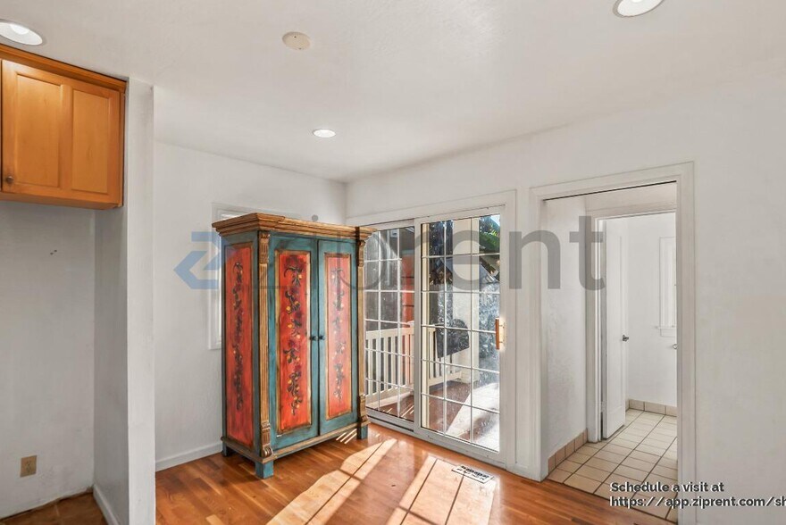 Building Photo - 855 N 17th St