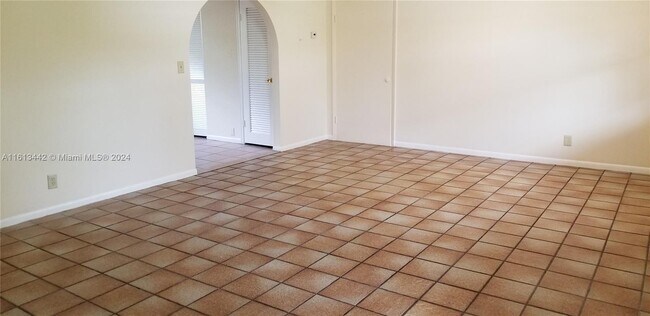 Building Photo - 2526 Taylor St