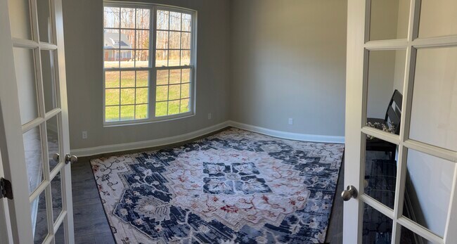 Building Photo - 207 Barra Dr