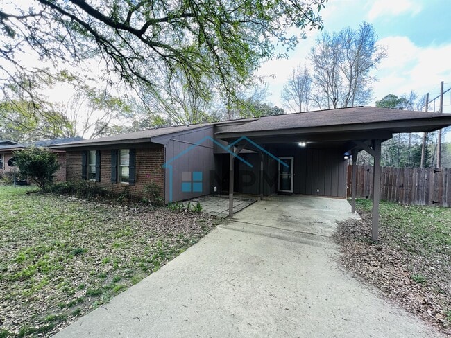 Building Photo - 113 Hilltop Dr